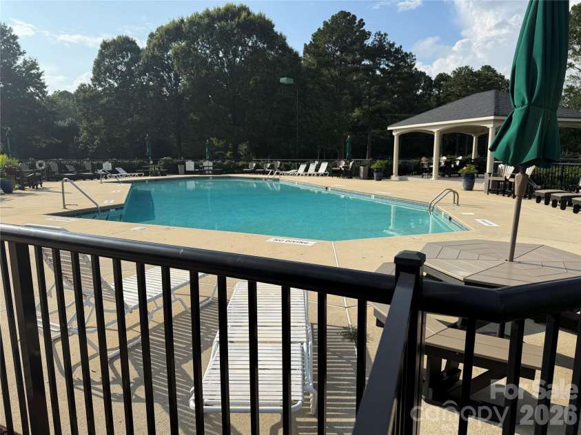 314 Glenview Drive, Salisbury, NC 28147.  MLS# CAR4411797, YatesRealty ID 43338. 