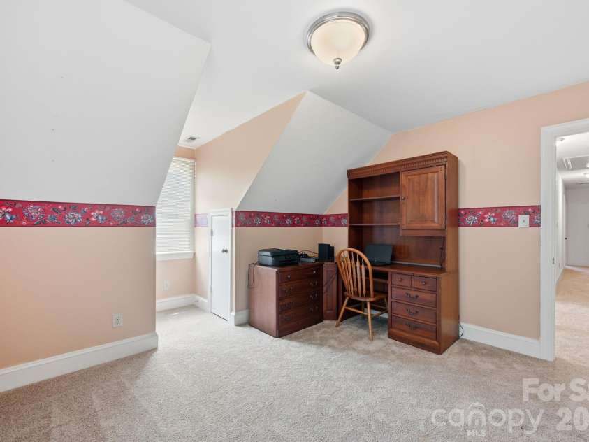 4620 Fairvista Drive, Charlotte, NC 28269.  MLS# CAR4411125, YatesRealty ID 43339. Bedroom