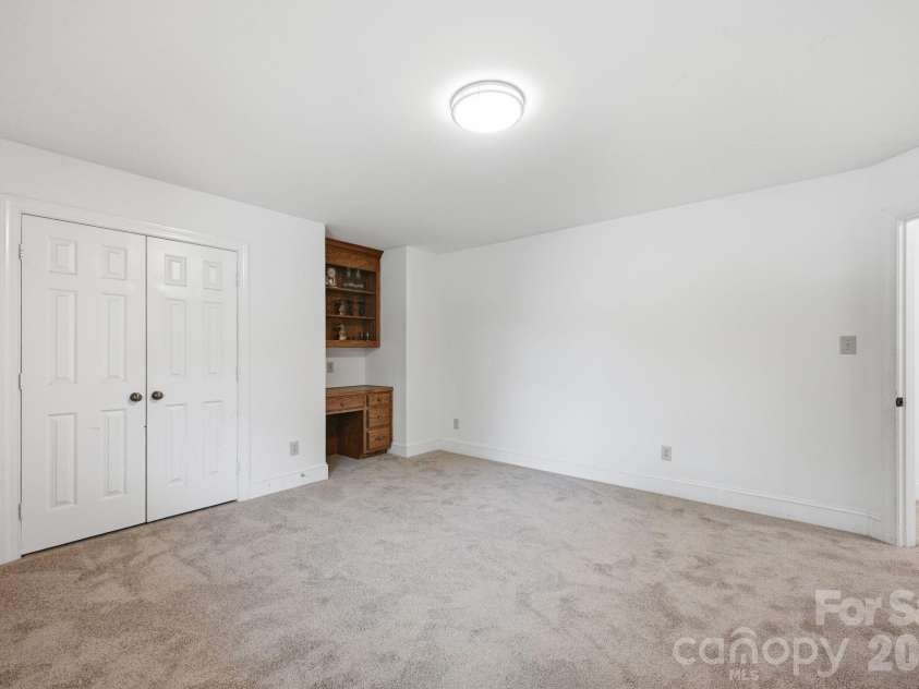4620 Fairvista Drive, Charlotte, NC 28269.  MLS# CAR4411125, YatesRealty ID 43339. Bedroom