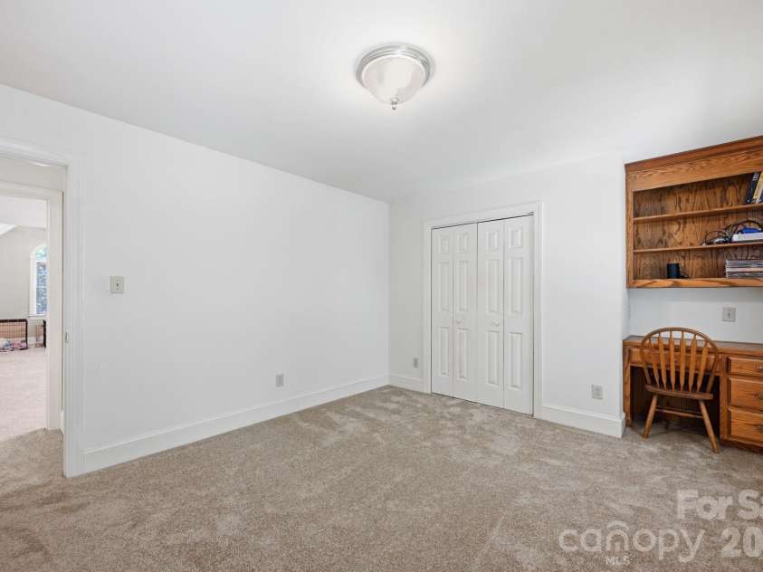 4620 Fairvista Drive, Charlotte, NC 28269.  MLS# CAR4411125, YatesRealty ID 43339. Bedroom
