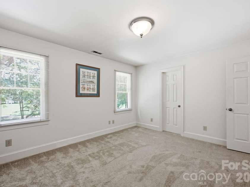 4620 Fairvista Drive, Charlotte, NC 28269.  MLS# CAR4411125, YatesRealty ID 43339. Bedroom