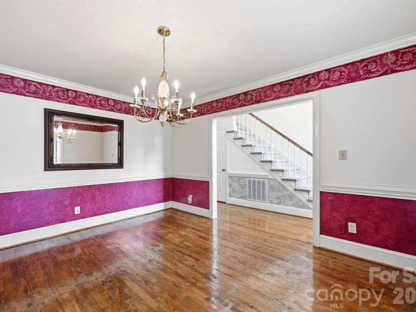 4620 Fairvista Drive, Charlotte, NC 28269.  MLS# CAR4411125, YatesRealty ID 43339. Dining Room