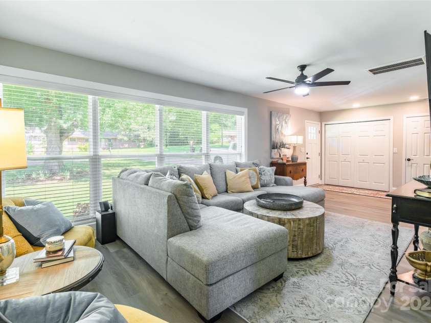 1631 Wendover Court, Rock Hill, SC 29732.  MLS# CAR4283774, YatesRealty ID 4334. 