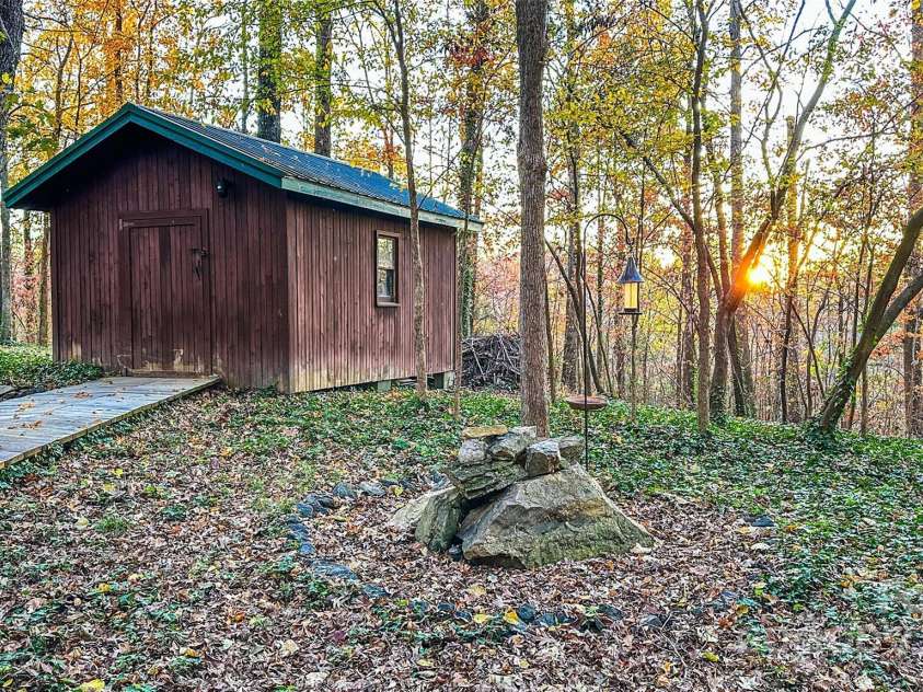 182 Bellwood Loop, Statesville, NC 28625.  MLS# CAR4321279, YatesRealty ID 4334. 