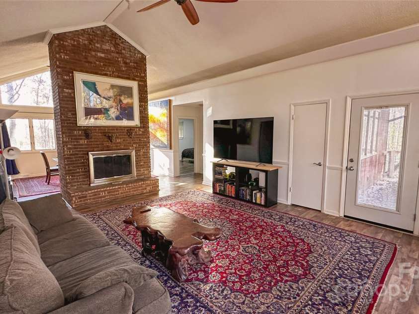 182 Bellwood Loop, Statesville, NC 28625.  MLS# CAR4321279, YatesRealty ID 4334. 
