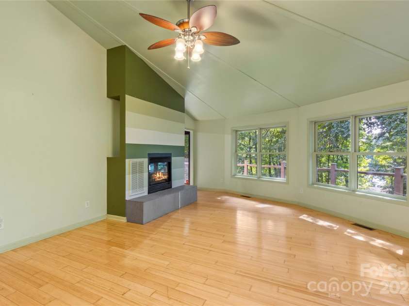 241 Spring Shore Road, Statesville, NC 28677.  MLS# CAR4181871, YatesRealty ID 4334. 