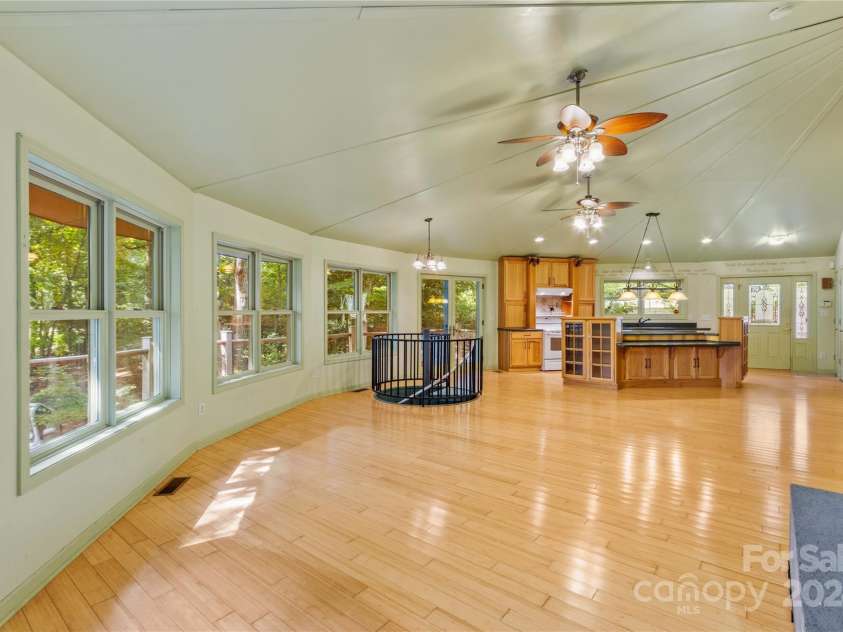 241 Spring Shore Road, Statesville, NC 28677.  MLS# CAR4181871, YatesRealty ID 4334. 