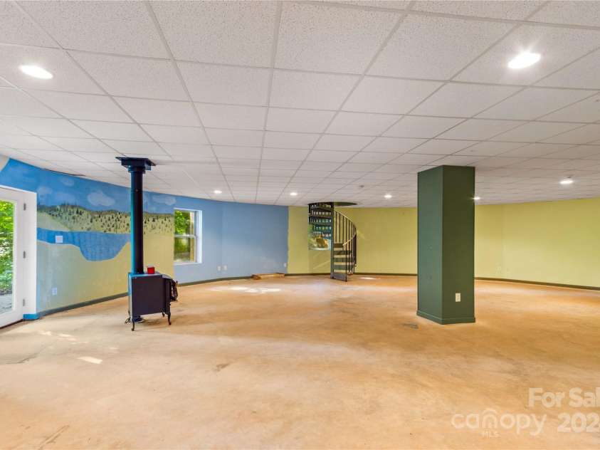 241 Spring Shore Road, Statesville, NC 28677.  MLS# CAR4181871, YatesRealty ID 4334. 