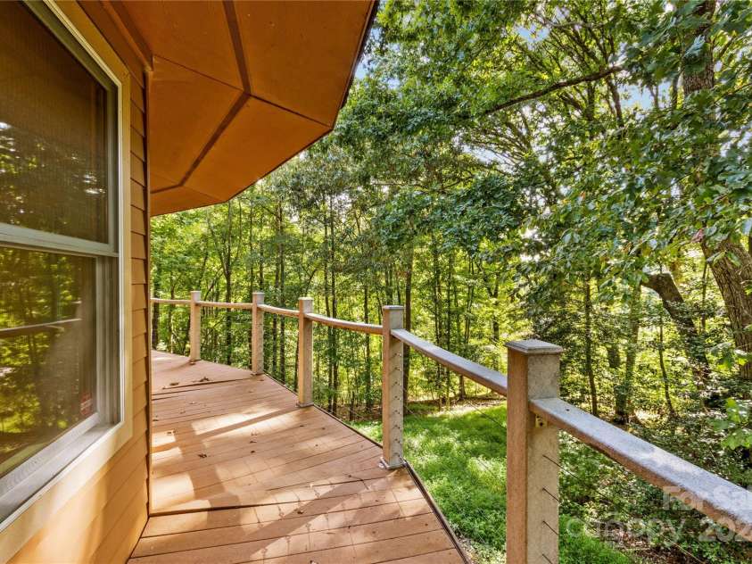 241 Spring Shore Road, Statesville, NC 28677.  MLS# CAR4181871, YatesRealty ID 4334. 