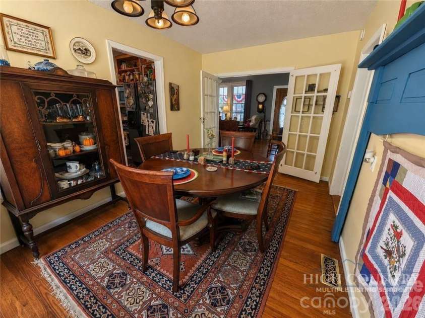 9216 Nc Highway 194 Highway, Lansing, NC 28643.  MLS# CAR4400818, YatesRealty ID 43341. 