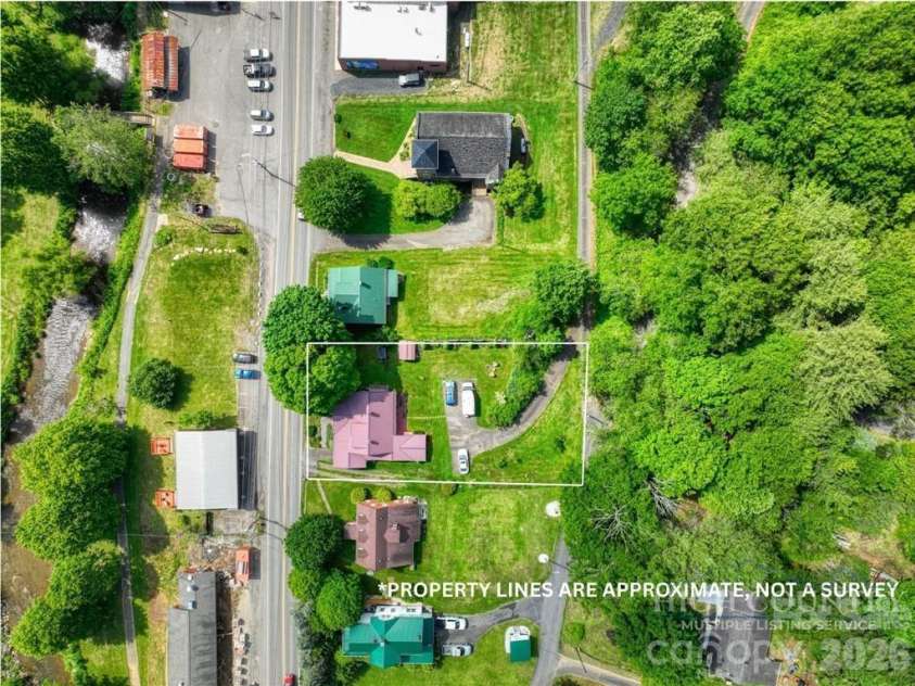 9216 Nc Highway 194 Highway, Lansing, NC 28643.  MLS# CAR4400818, YatesRealty ID 43341. 