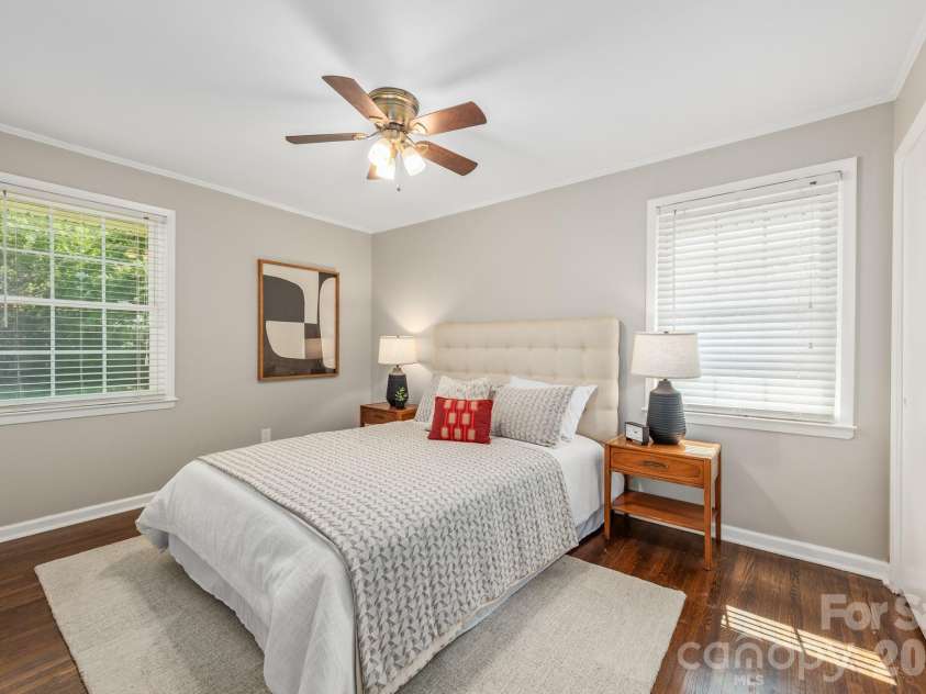 1604 Patton Avenue, Charlotte, NC 28216.  MLS# CAR4409869, YatesRealty ID 43342. 