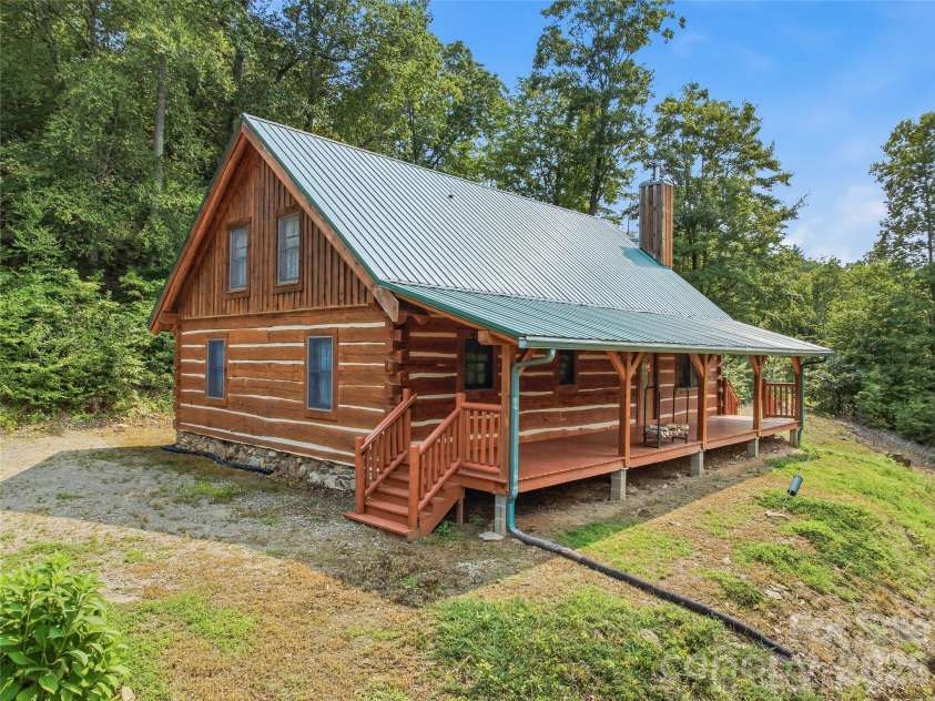 226 High Top Mountain Road, Leicester, NC 28748.  MLS# CAR4408230, YatesRealty ID 43343. 
