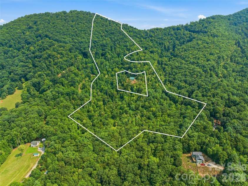 226 High Top Mountain Road, Leicester, NC 28748.  MLS# CAR4408230, YatesRealty ID 43343. 