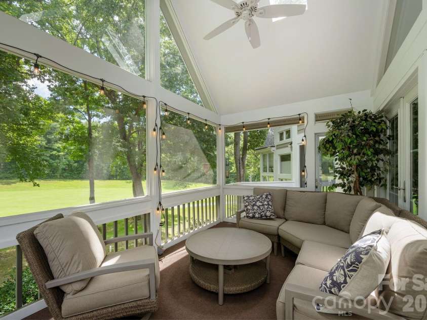 128 Overlook Drive, Flat Rock, NC 28731.  MLS# CAR4407562, YatesRealty ID 43344. 