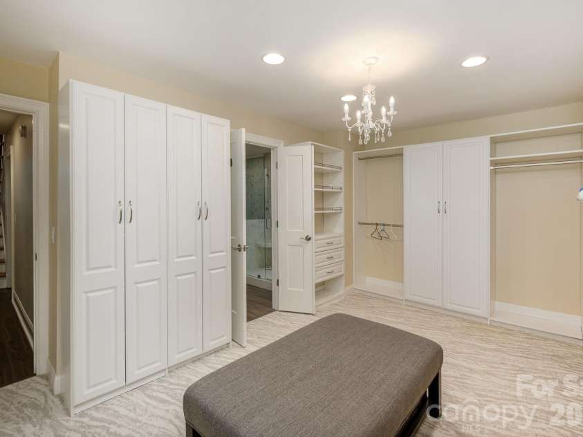 128 Overlook Drive, Flat Rock, NC 28731.  MLS# CAR4407562, YatesRealty ID 43344. 