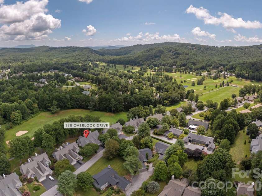 128 Overlook Drive, Flat Rock, NC 28731.  MLS# CAR4407562, YatesRealty ID 43344. 