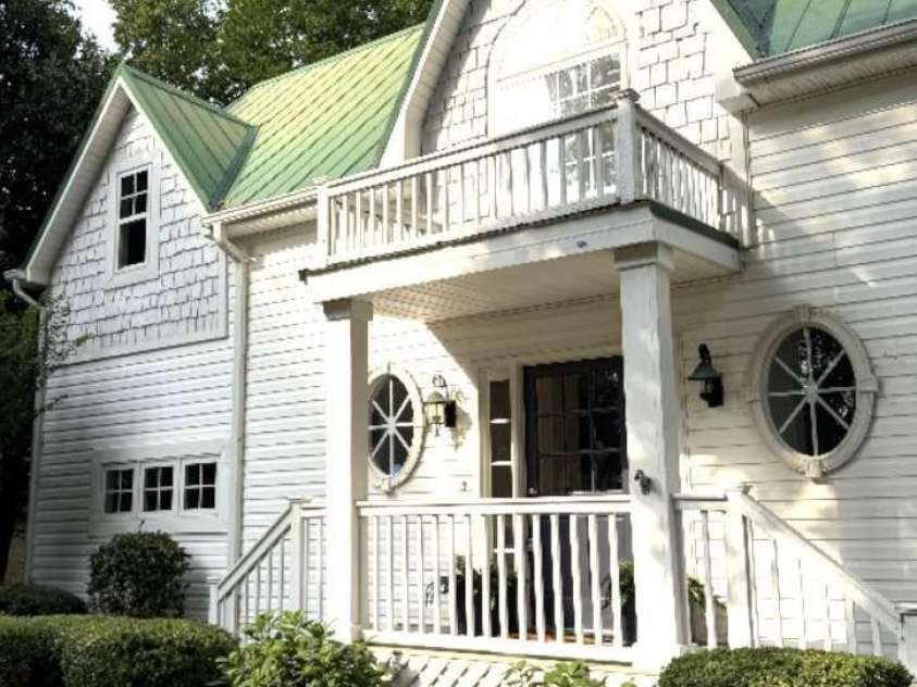 537 Stutts Road, Mooresville, NC 28117.  MLS# CAR4409348, YatesRealty ID 43345. 