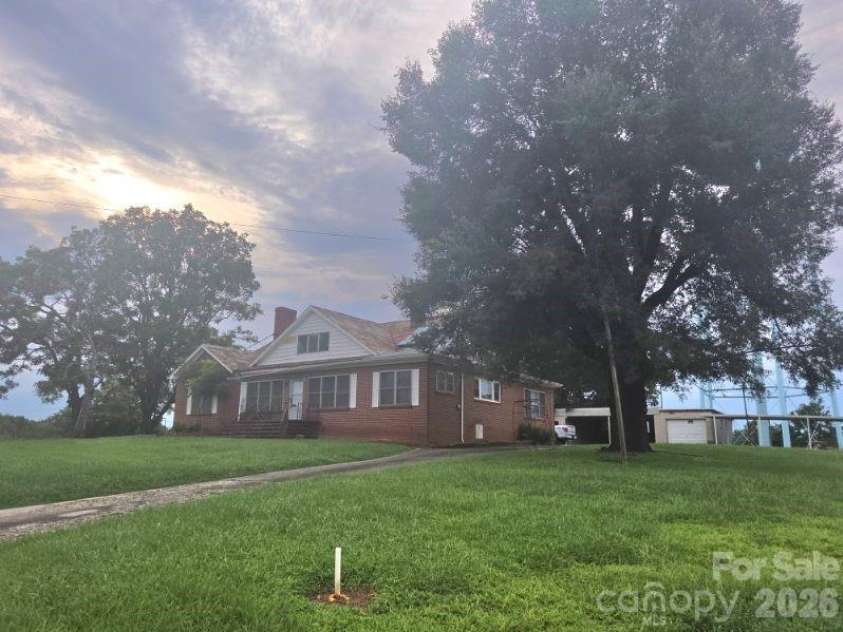 1312 Salem Road, Morganton, NC 28655.  MLS# CAR4413302, YatesRealty ID 43347. 
