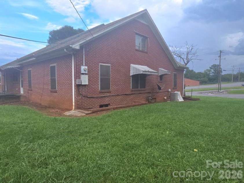 1312 Salem Road, Morganton, NC 28655.  MLS# CAR4413302, YatesRealty ID 43347. 