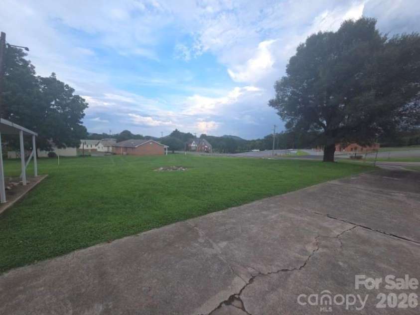 1312 Salem Road, Morganton, NC 28655.  MLS# CAR4413302, YatesRealty ID 43347. 