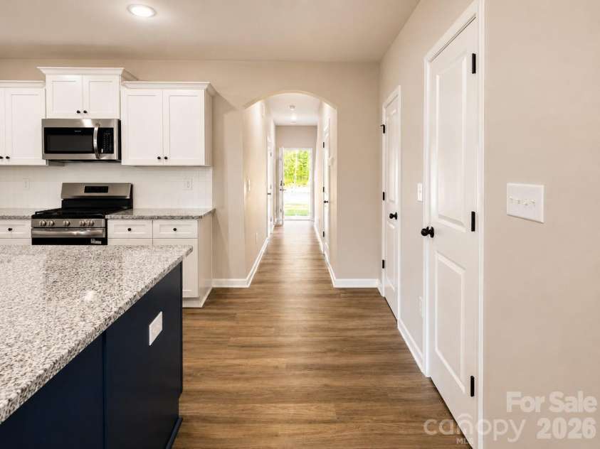 3119 Aberleaf Lane, Charlotte, NC 28227.  MLS# CAR4411436, YatesRealty ID 43349. 