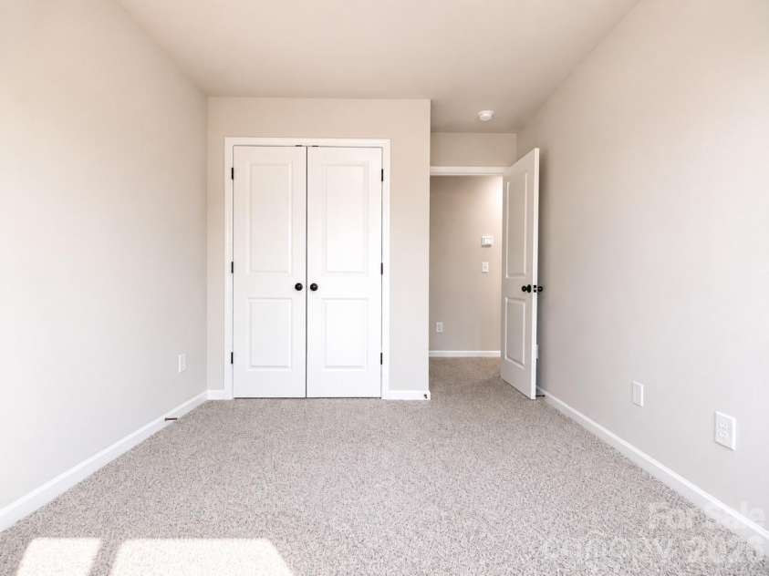3119 Aberleaf Lane, Charlotte, NC 28227.  MLS# CAR4411436, YatesRealty ID 43349. 