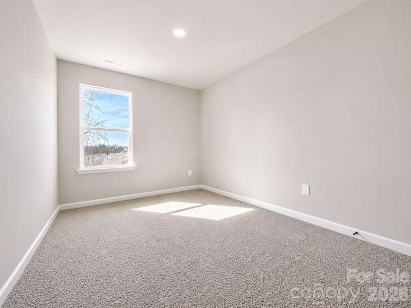 3119 Aberleaf Lane, Charlotte, NC 28227.  MLS# CAR4411436, YatesRealty ID 43349. 