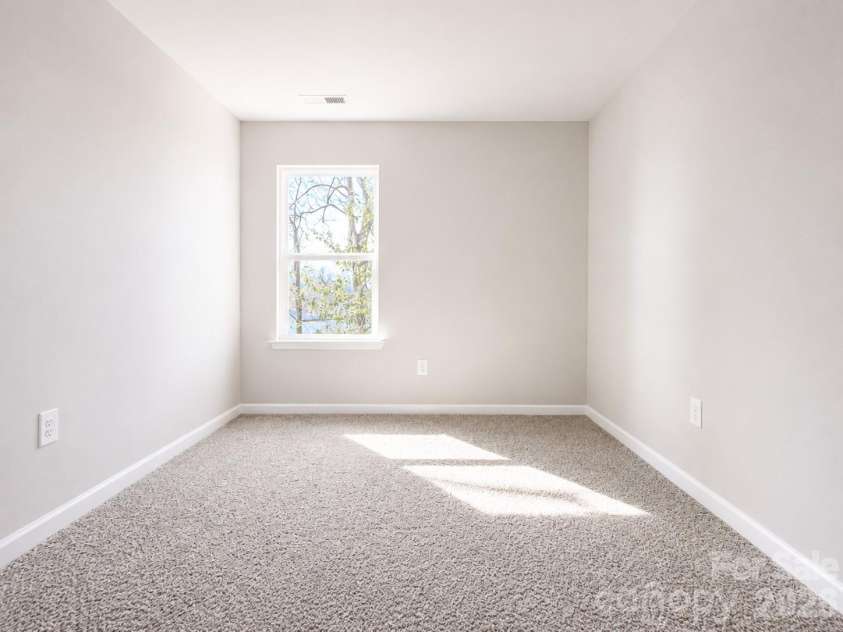 3119 Aberleaf Lane, Charlotte, NC 28227.  MLS# CAR4411436, YatesRealty ID 43349. 