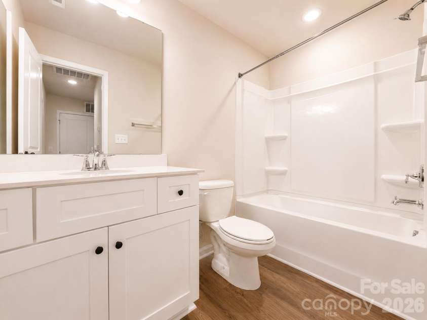 3119 Aberleaf Lane, Charlotte, NC 28227.  MLS# CAR4411436, YatesRealty ID 43349. 
