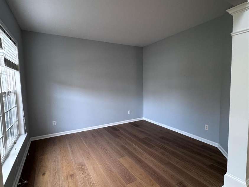 7803 Noland Woods Drive, Charlotte, NC 28277.  MLS# CAR4316221, YatesRealty ID 4335. Formal Living