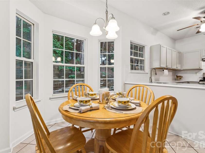 5645 Winslow Avenue, Concord, NC 28027.  MLS# CAR4400484, YatesRealty ID 43352. Eat in kitchen