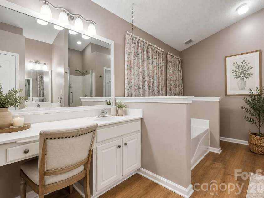 5645 Winslow Avenue, Concord, NC 28027.  MLS# CAR4400484, YatesRealty ID 43352. Primary en suite bathroom