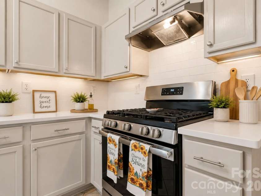 5645 Winslow Avenue, Concord, NC 28027.  MLS# CAR4400484, YatesRealty ID 43352. Updated kitchen