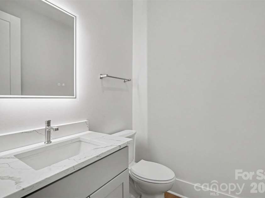 4808 Rockwood Drive, Waxhaw, NC 28173.  MLS# CAR4410611, YatesRealty ID 43354. 1/2 bathroom