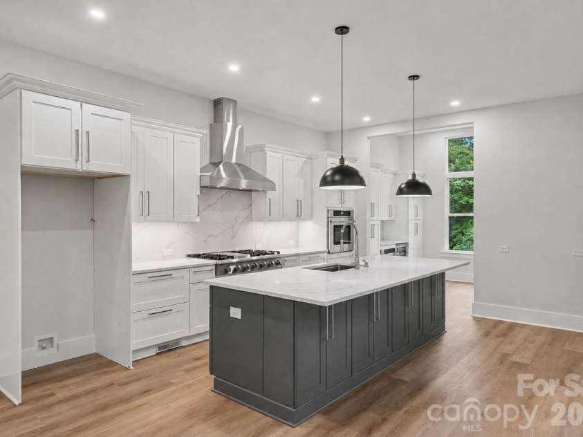 4808 Rockwood Drive, Waxhaw, NC 28173.  MLS# CAR4410611, YatesRealty ID 43354. 