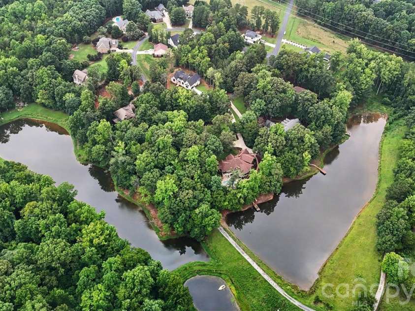 4808 Rockwood Drive, Waxhaw, NC 28173.  MLS# CAR4410611, YatesRealty ID 43354. 