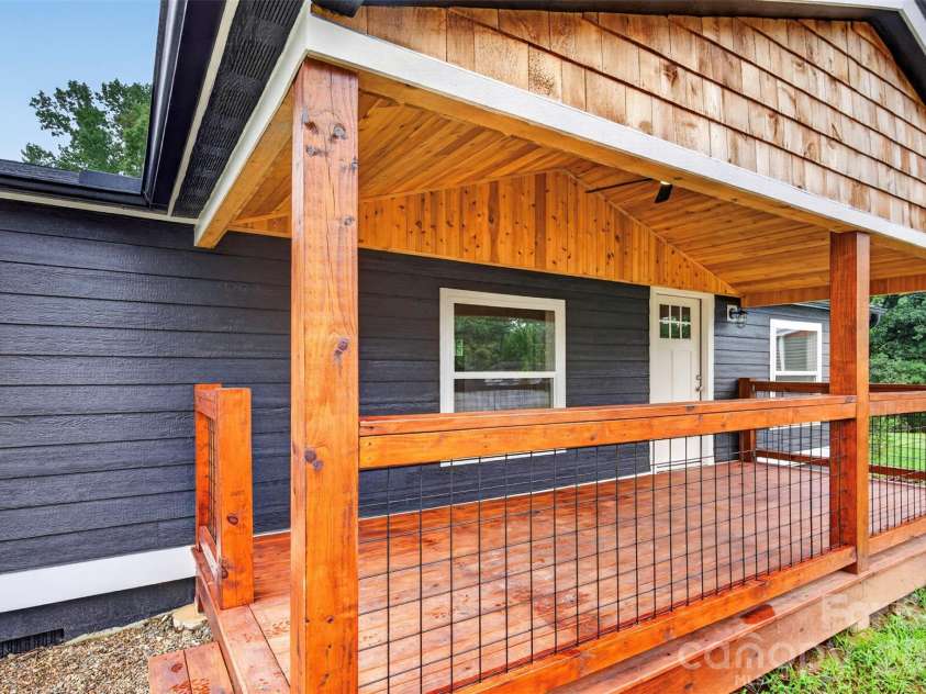 74 TJ Trail, Hendersonville, NC 28792.  MLS# CAR4413056, YatesRealty ID 43355. 