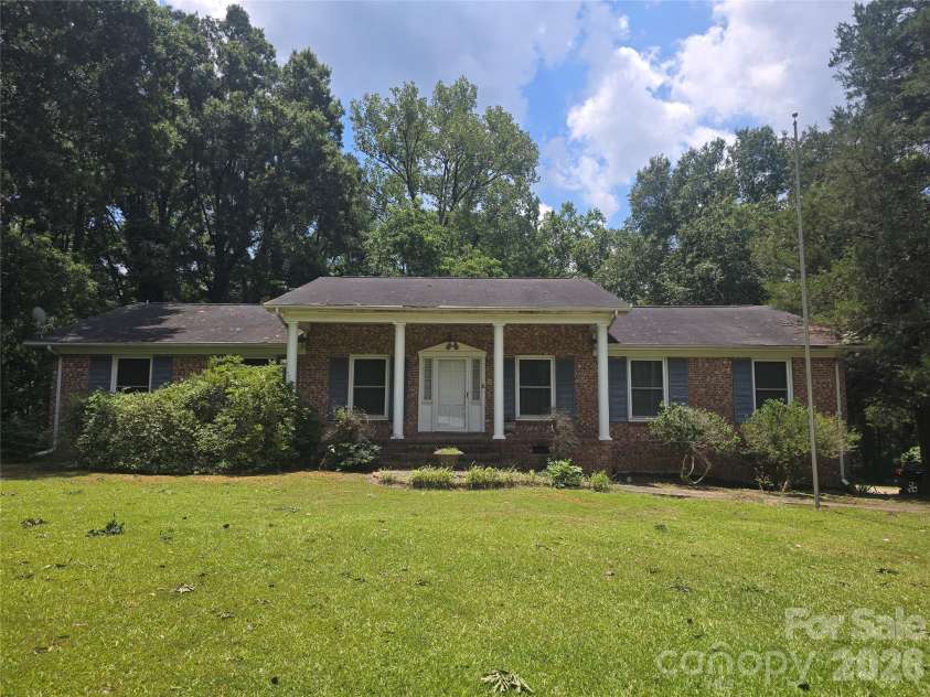 1162 JA Cochran ByPass, Chester, SC 29706.  MLS# CAR4401548, YatesRealty ID 43356. 