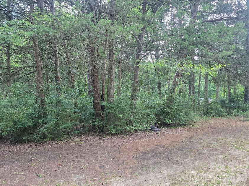 1162 JA Cochran ByPass, Chester, SC 29706.  MLS# CAR4401548, YatesRealty ID 43356. 