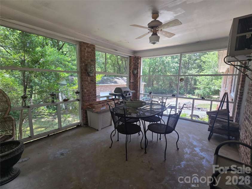 1162 JA Cochran ByPass, Chester, SC 29706.  MLS# CAR4401548, YatesRealty ID 43356. 