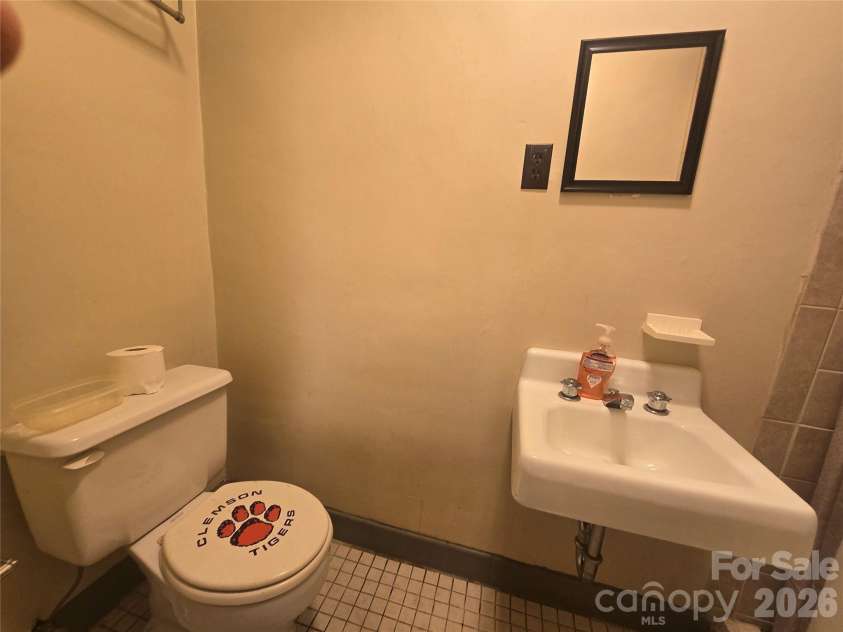 1162 JA Cochran ByPass, Chester, SC 29706.  MLS# CAR4401548, YatesRealty ID 43356. 