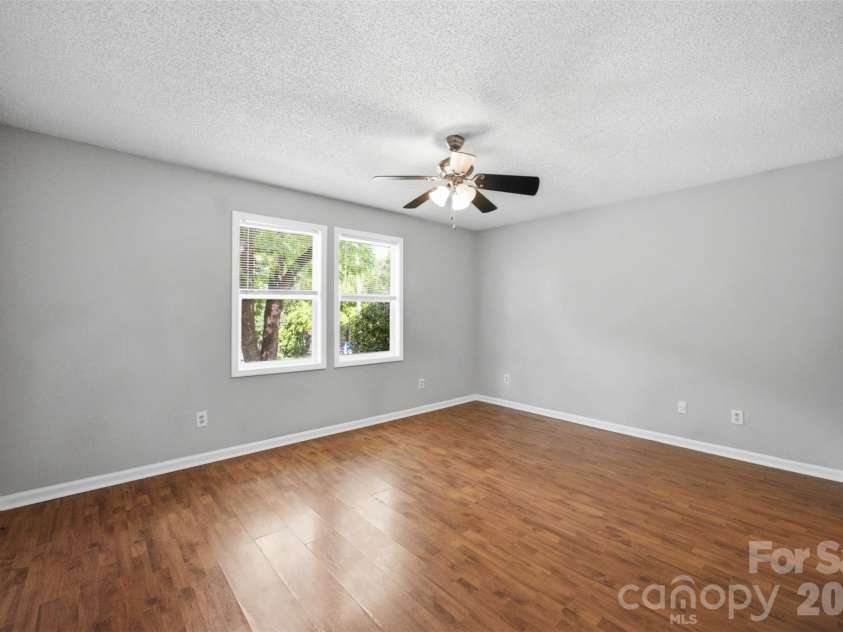 534 Mary Charlotte Drive, Charlotte, NC 28262.  MLS# CAR4412787, YatesRealty ID 43357. 