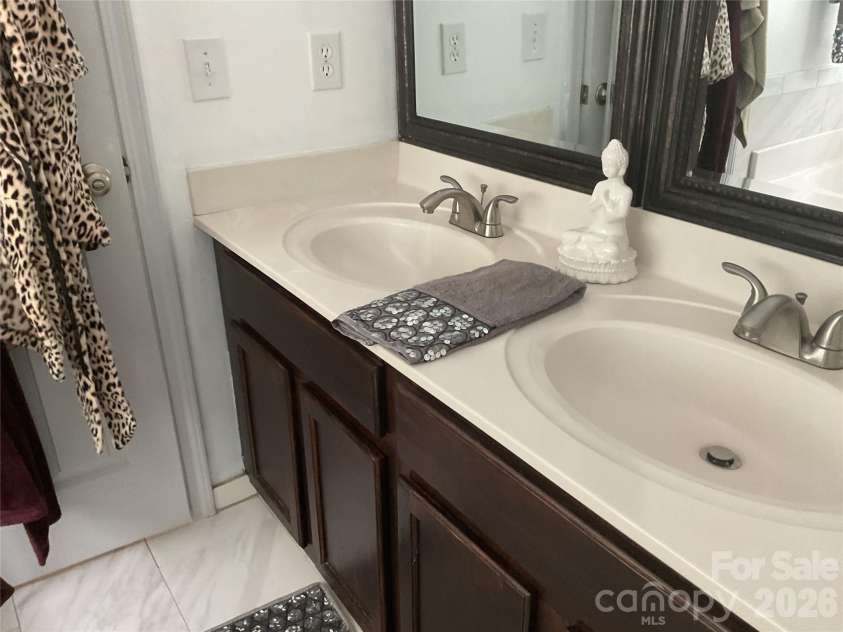 935 Wind Carved Lane, Monroe, NC 28110.  MLS# CAR4412937, YatesRealty ID 43358. PBath
