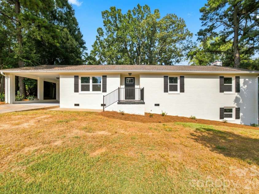 656 Harrell Street, Rock Hill, SC 29730.  MLS# CAR4410262, YatesRealty ID 43359. 
