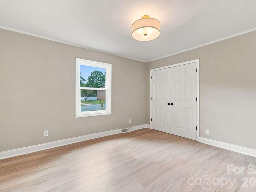 656 Harrell Street, Rock Hill, SC 29730.  MLS# CAR4410262, YatesRealty ID 43359. 