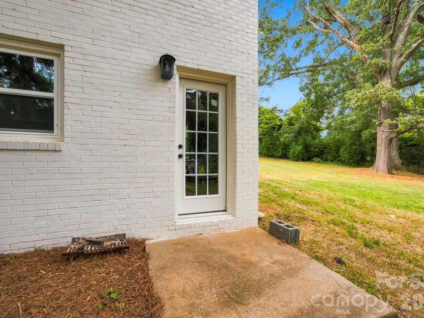 656 Harrell Street, Rock Hill, SC 29730.  MLS# CAR4410262, YatesRealty ID 43359. 