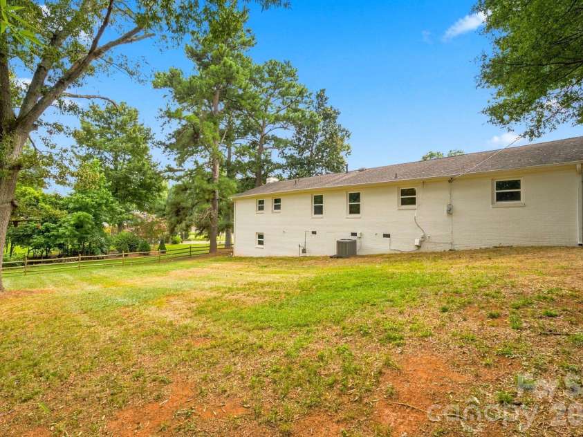 656 Harrell Street, Rock Hill, SC 29730.  MLS# CAR4410262, YatesRealty ID 43359. 