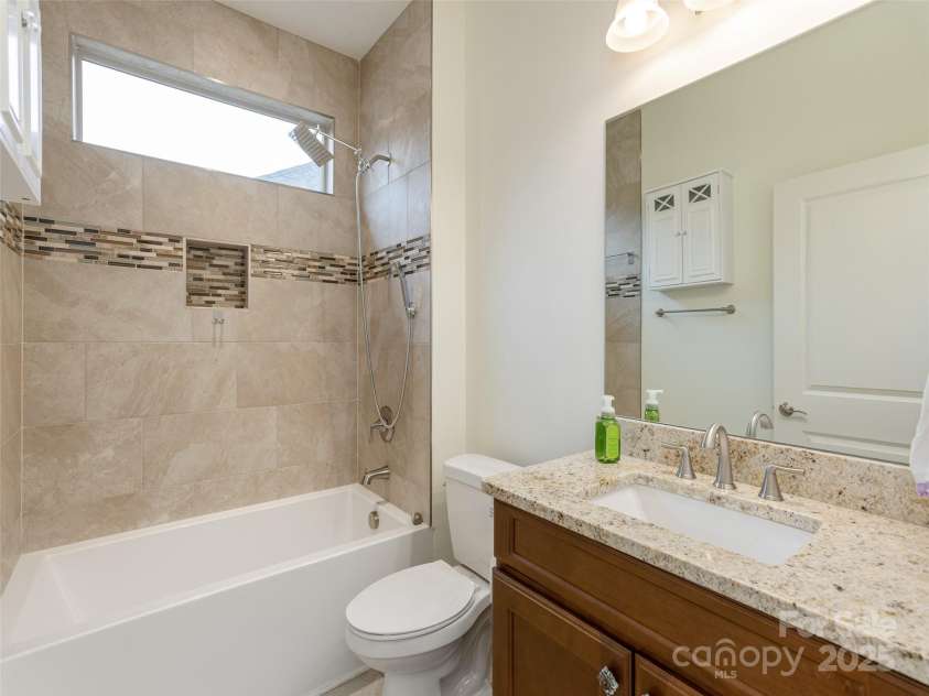 51 Honeycrisp Court, Flat Rock, NC 28731.  MLS# CAR4219665, YatesRealty ID 4336. Bathroom 2