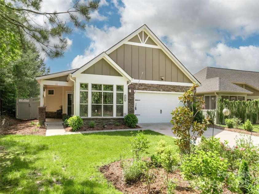 51 Honeycrisp Court, Flat Rock, NC 28731.  MLS# CAR4219665, YatesRealty ID 4336. Exterior of 51 Honey crisp Court